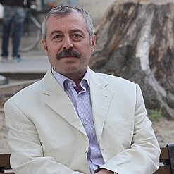 A. Levent Ertekin (1961 - .... )