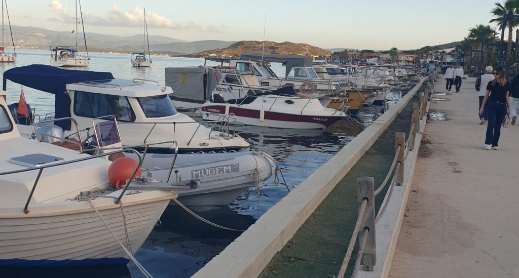 Çeşmealtı’nda Tekne İsyanı: “Kıyıyı Terk Et” Tepkisi