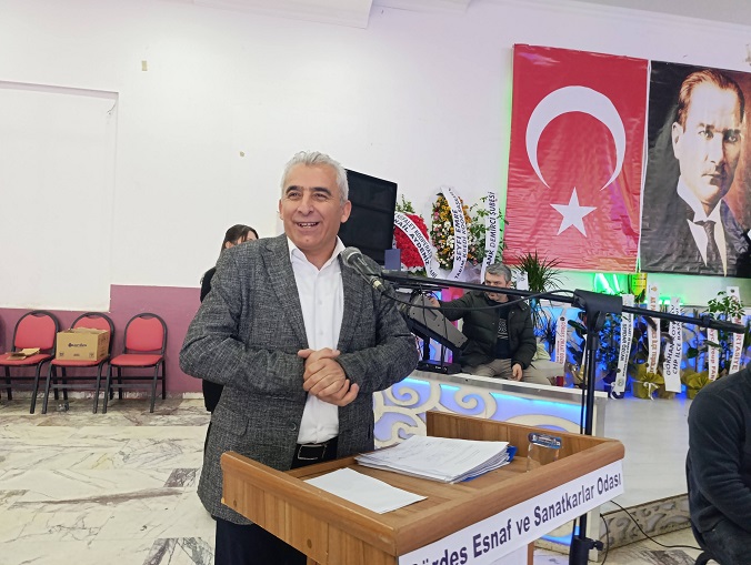 Gördes Esnafı Batur’la Yola Devam Dedi