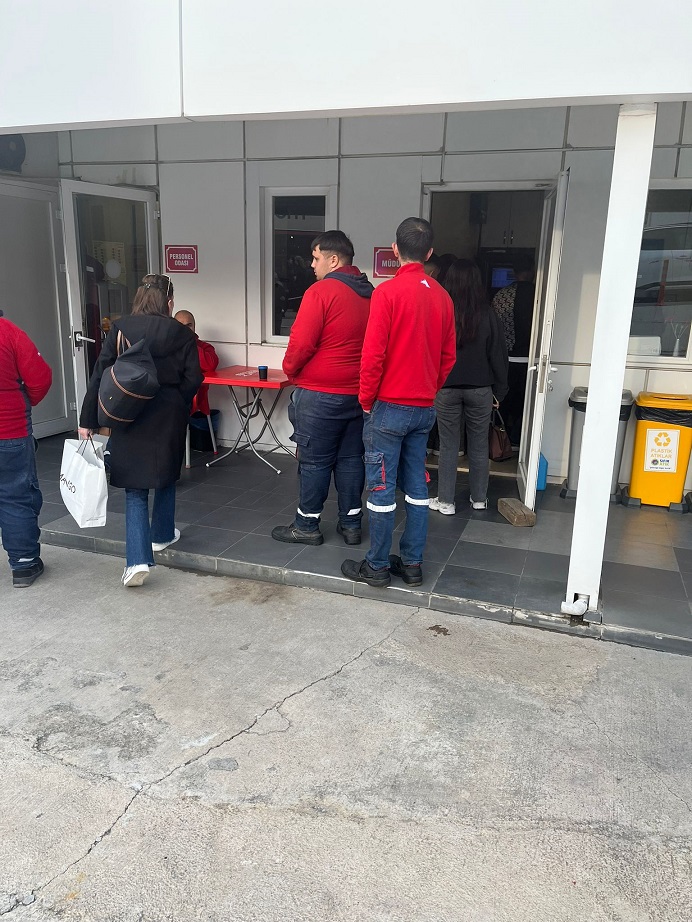 İzmir’de büyük kriz: Akaryakıt istasyonuna el konuldu