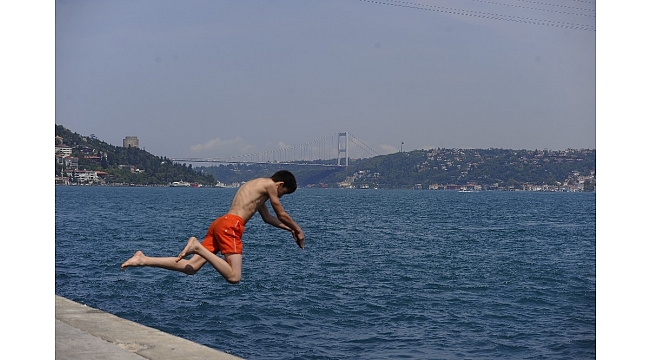 İstanbul'da sıcak hava ve nem bunalttı