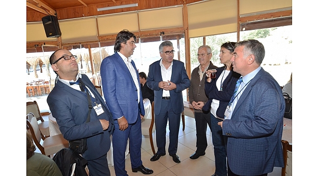 Foça'da Yerel Yönetimlerde Engelli Hizmetleri Çalıştayı