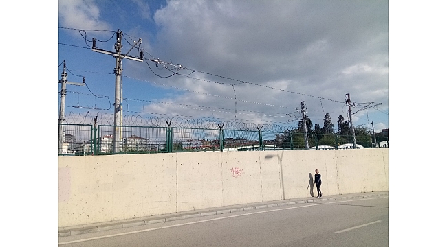 Marmaray seferleri arıza nedeniyle durdu