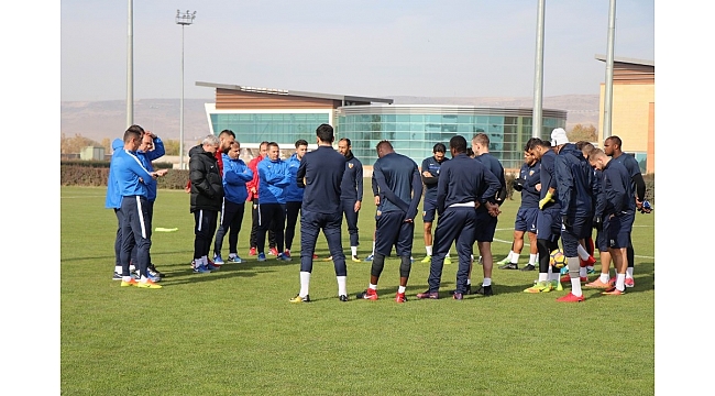 Kayserispor'da Gençlerbirliği mesaisi devam ediyor