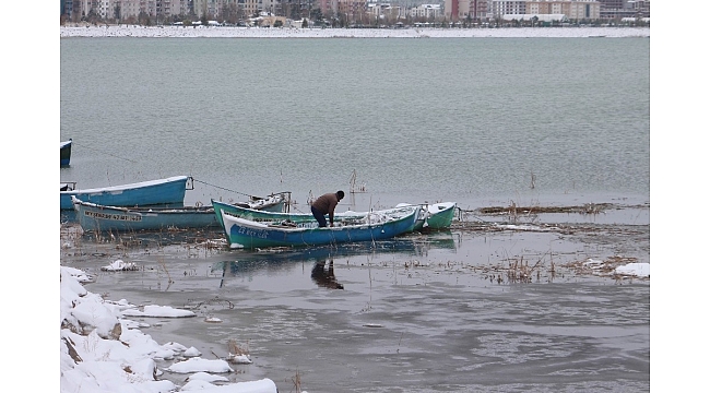 Beyşehir Gölü'nde avlanmaya kar molası