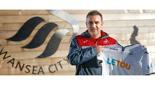 Carlos Carvalhal, Swansea City'nin başına geçti