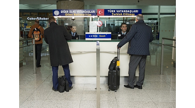 "2018'de uygulanacak pasaport zammı kuyruk oluşturabilir"