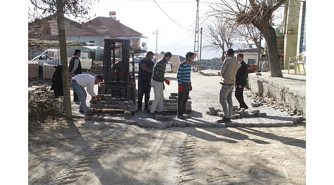Şeyhdavutlar Mahallesinde yollar yenileniyor