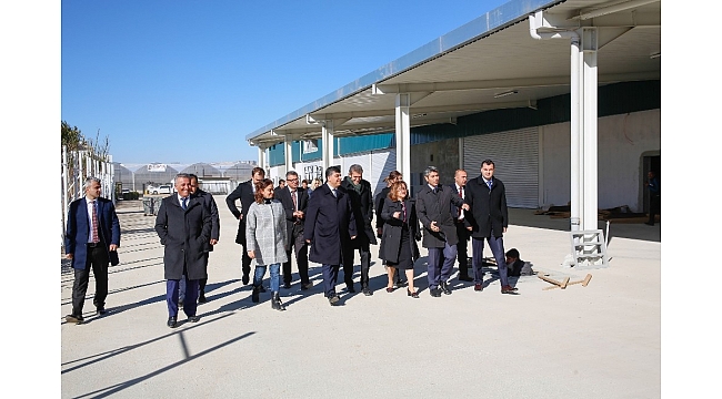 Şahin ile Fadıloğlu, muhtarlarla istişare toplantısı yaptı