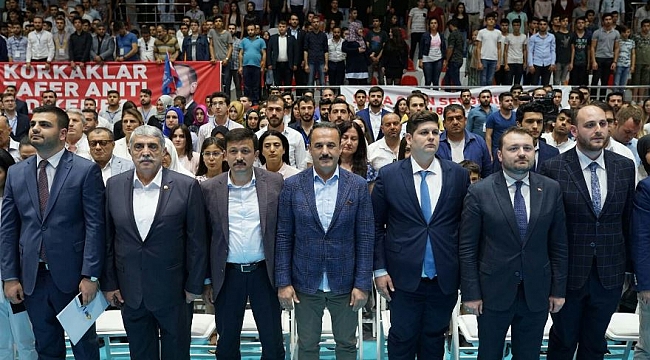 Ak Parti İzmir Gençlik Koları Başkanlığına Eyüp Kadir İnan Seçildi