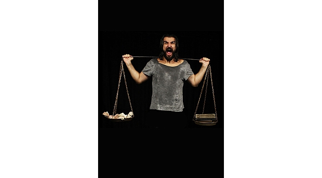 "Suç ve Ceza" sahnede