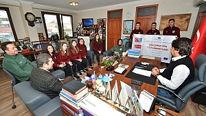 Kat Hizmetleri öğrencilerinden Başkan Demirağ’a ziyaret