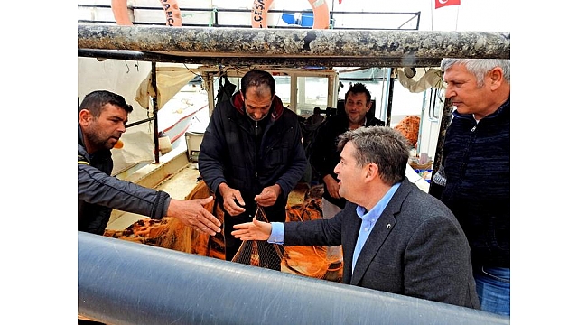 Oran'dan Çeşmeli Balıkçılara Tesis Müjdesi
