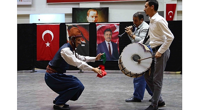 Bayraklı’da Muhteşem Şölen