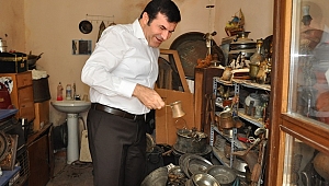 Yarım asırlık kalaycı ustasına kaymakamdan vefa