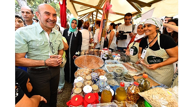 Başkan Soyer Kadifekale&#039;de “Üretici Pazarı” açtı