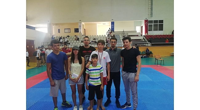 Bostanlıspor Kick Boks’ta kürsüde…