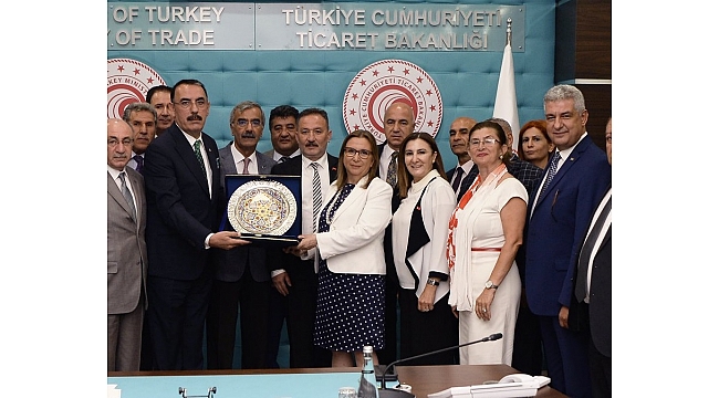 Emlakçılar sorunlarını Bakan Pekcan’a aktardı…
