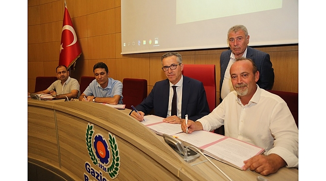 Gaziemir’de toplu sözleşme sevinci