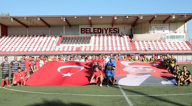 Bayraklı'da Başkanlık Futbol Turnuvası Başladı