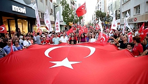 Karşıyaka’da ‘30 Ağustos’ şöleni