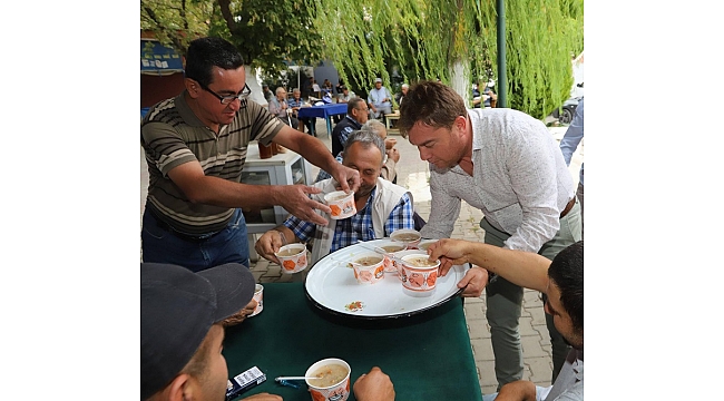 Bayındır Belediyesi’nden Aşure İkramı