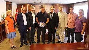 İzmir Bosna Sancak Derneği’nden Tugay’a hayırlı olsun ziyareti
