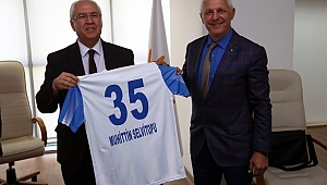 Karabağlar Belediyesi 26 Spor Kulübüne 10’Ar Bin Lira Destek Verdi