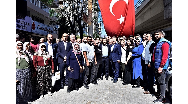 Pazarcılardan Başkan İduğ’a teşekkür