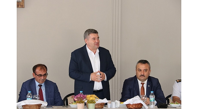 Başkan Oran muhtarlarla bir araya geldi