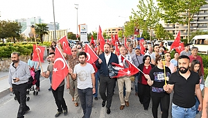 Çiğli'de Büyük Cumhuriyet Yürüyüşü