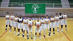 Genç basketbolculara destek için salona