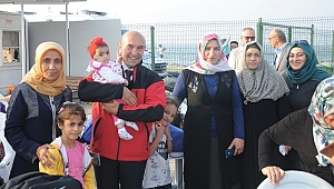 İzmir’in çocukları denizle buluştu