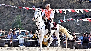 Rahvan atlar Cumhuriyet için koştu