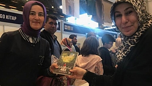 Yazarımız Ravza Zeybek'e Büyük İlgi