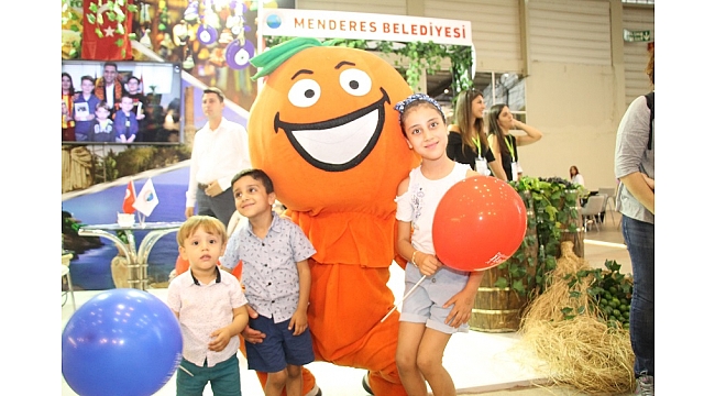 Menderes'te mandalina festivali zamanı