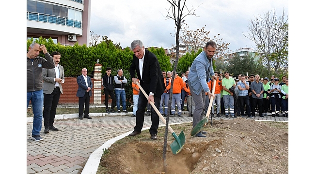 Narlıdere'de 'işçiler için' 200 fidan