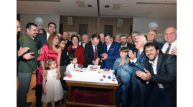 TSYD İzmir Şubesi üyeleri 2019’a veda etti