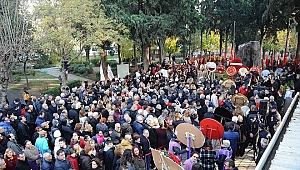 Zübeyde Hanım, İzmir'deki mezarı başında anıldı