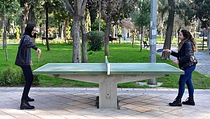 Bornova’da “Masa Tenisi” zamanı