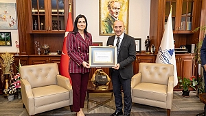 İzmir Büyükşehir Belediyesi'nden Kalite Yolculuğunda Önemli Bir Adım