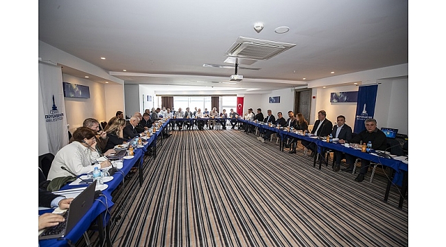 İzmir'in başkanları Menderes'te toplandı