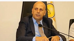 Mısırlı,Belediye Başkanını Topa Tuttu