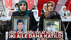 HDP önündeki evlat nöbetine iki aile daha katıldı
