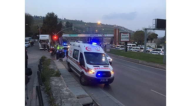 İzmir'de Ambülans Kaçırıldı