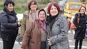 Karaburun Belediyesi’nden  yaşlılara market hizmeti