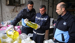 Merdiven altı temizlik ürünleri imalathanesine baskın: Ekipler şoke oldu