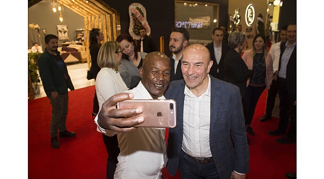 ''Mobilyada Türkiye'nin Milano'su İzmir Olmalı''