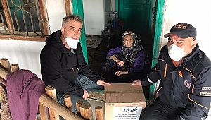 Uşak'ta "Vefa Sosyal Destek Grubu" yaşlıların hizmetine koşmaya devam ediyor