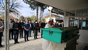 Annesi tarafından öldürülen minik Ali toprağa verildi